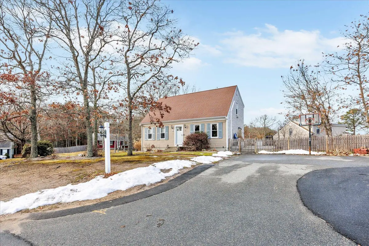 39 Papnomett Road, Mashpee, MA 02649 - Image #1