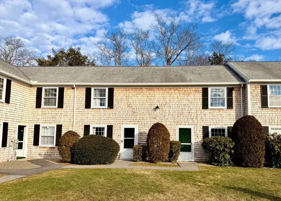 135 W Main Street, Hyannis, MA 02601 - Image #3