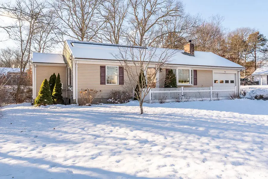 21 Spinning Brook Road, South Yarmouth, MA 02664 - Image #2