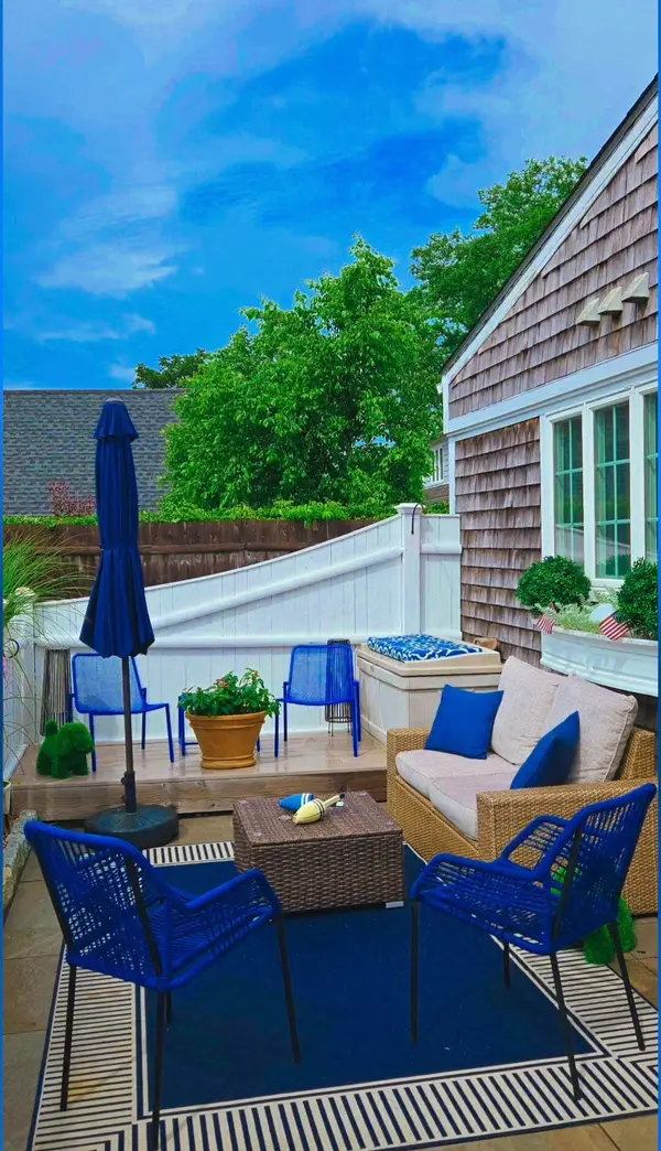 3 Bradford Street, Provincetown, MA 02657