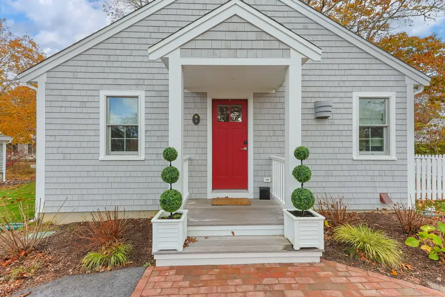 16 Second Avenue, Osterville, MA 02655 - #3