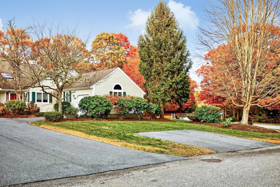 1 Par 3 Court, Mashpee, MA 02649 - Image #2