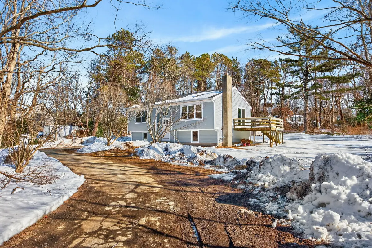 585 Old Falmouth Road, Marstons Mills, MA 02648 - #1