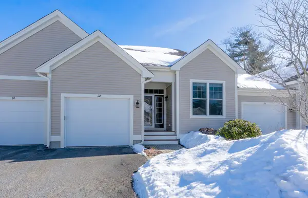 22 Grey Hawk Drive, Mashpee, MA 02649