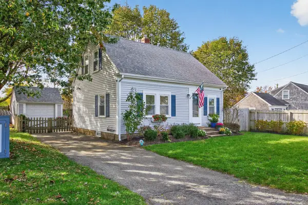 10 Trenton Street, West Yarmouth, MA 02673