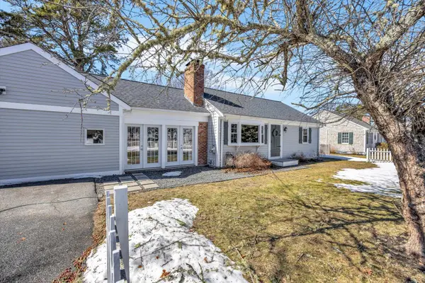 43 Captain Daniel Road, South Yarmouth, MA 02664