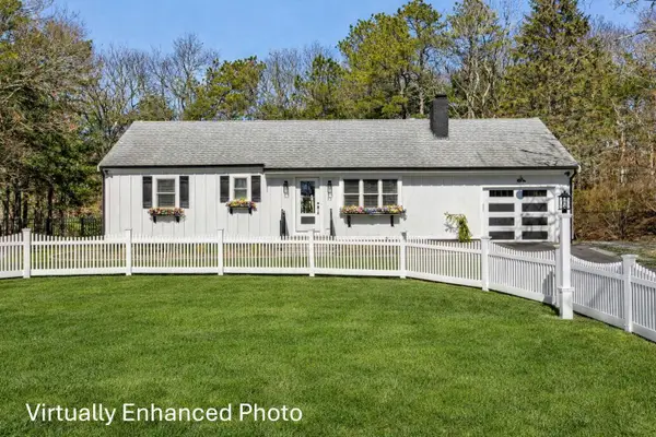 73 Braeburn Court, Hatchville, MA 02536