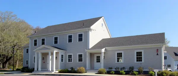 100 Dillingham Avenue, Falmouth, MA 02540