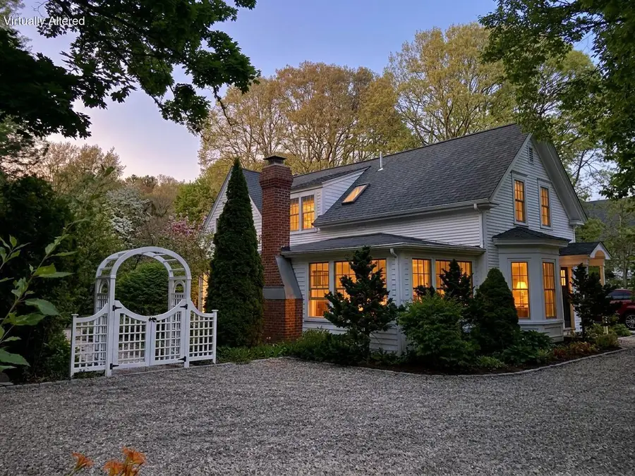 552 Main Street, Cotuit, MA 02635 - #2