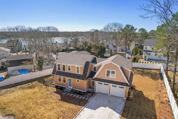 63 Ovington Drive, East Falmouth, MA 02536