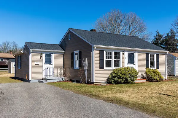 14 Sharon Drive, Teaticket, MA 02536