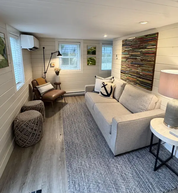 17 Montello Street, Provincetown, MA 02657