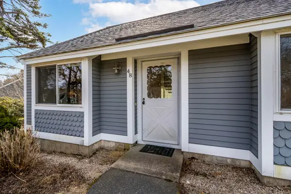 48 Middlecott Lane, Brewster, MA 02631