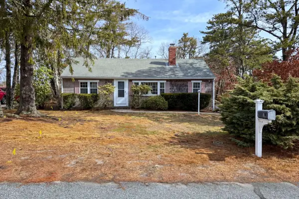 16 Frank Doyle Road, South Dennis, MA 02660