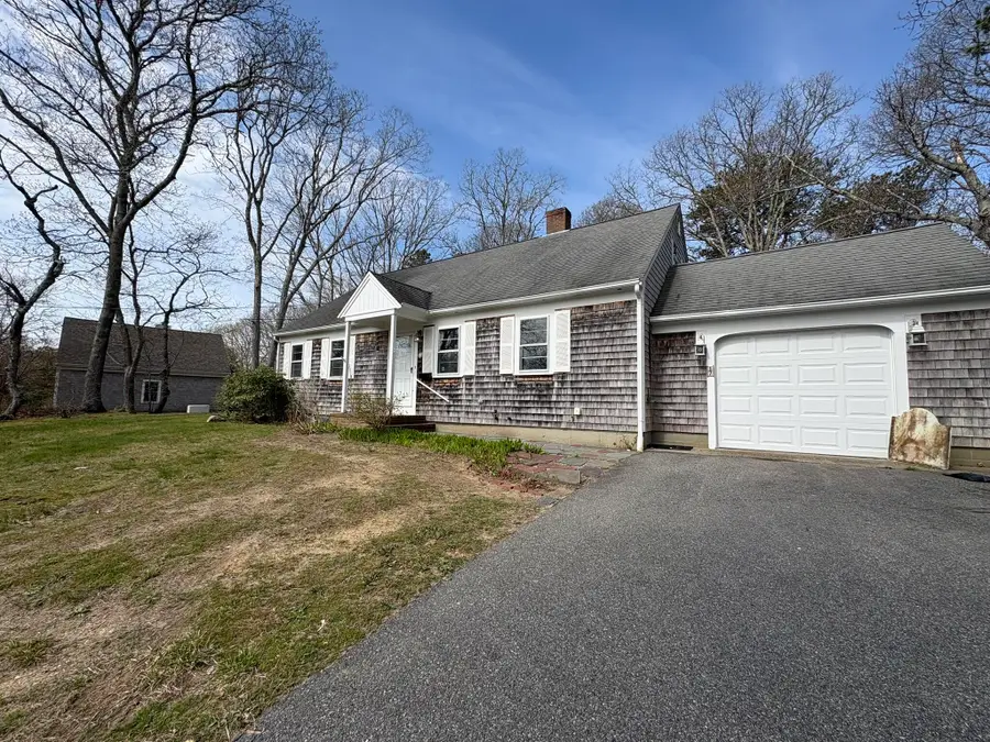 17 Eileen Street, Yarmouth Port, MA 02675 - #2