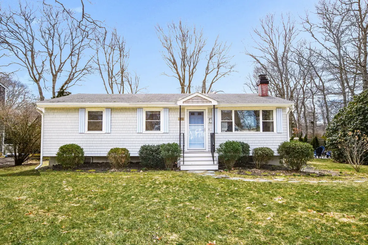 25 Toledo Street, Teaticket, MA 02536 - #1