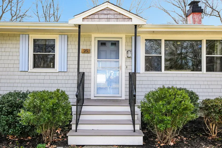 25 Toledo Street, Teaticket, MA 02536 - #2