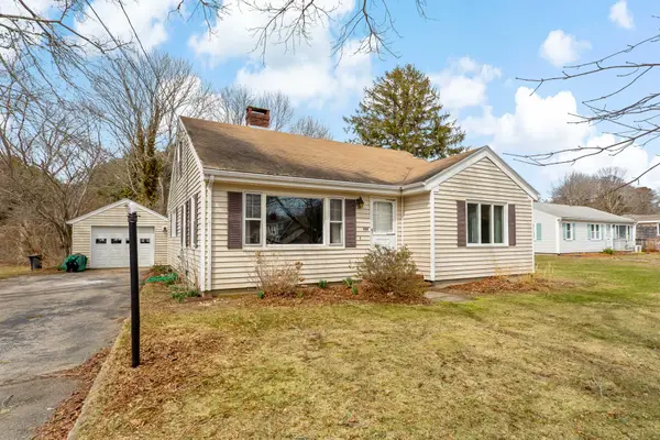 404 Sandwich Road, East Falmouth, MA 02536