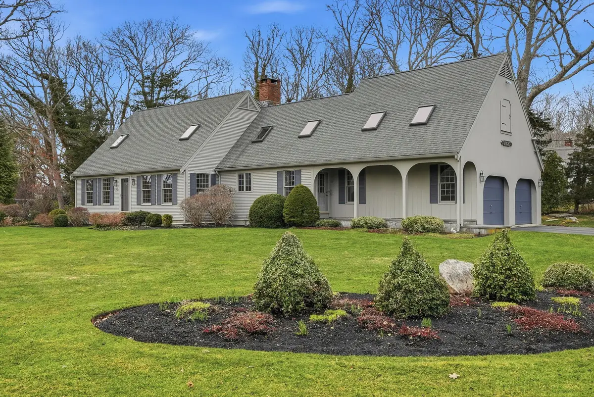 19 Nemasket Road, Falmouth, MA 02540 - #1