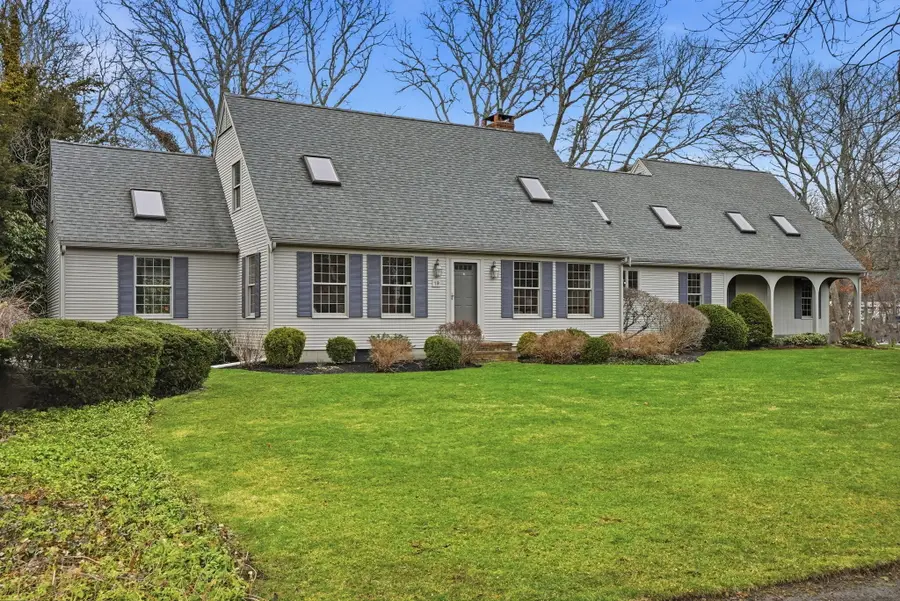 19 Nemasket Road, Falmouth, MA 02540 - #2