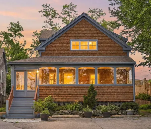 9 A Holway Avenue, Provincetown, MA 02657