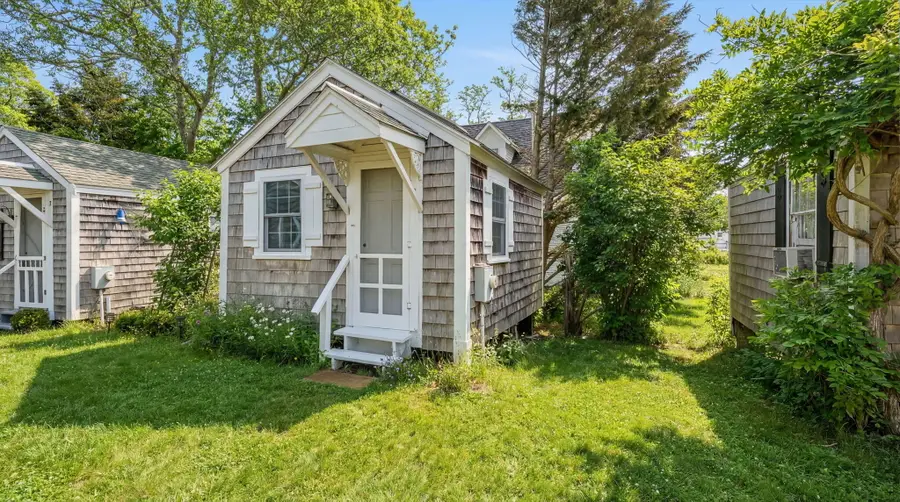 17 Shore Road, North Truro, MA 02652 - #2