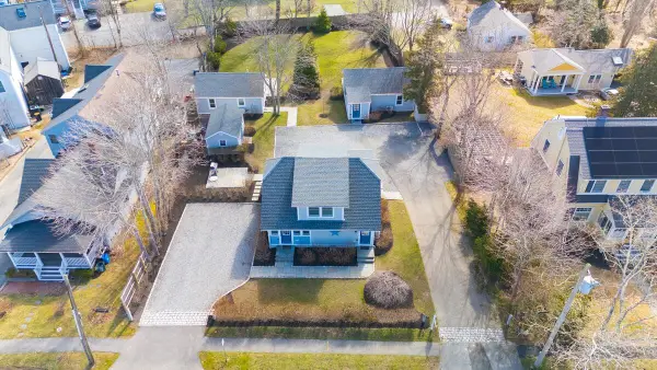 20 Nye Road, Falmouth, MA 02540