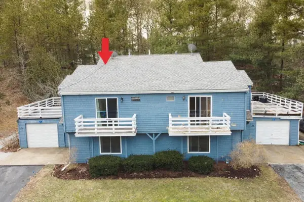 27 Surrey Lane #UNIT 27, Bourne, MA 02532