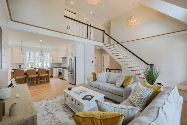 72 Woodside Drive, East Falmouth, MA 02536