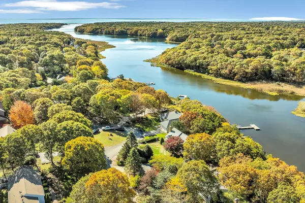 73 Ennsbrook Drive, East Falmouth, MA 02536