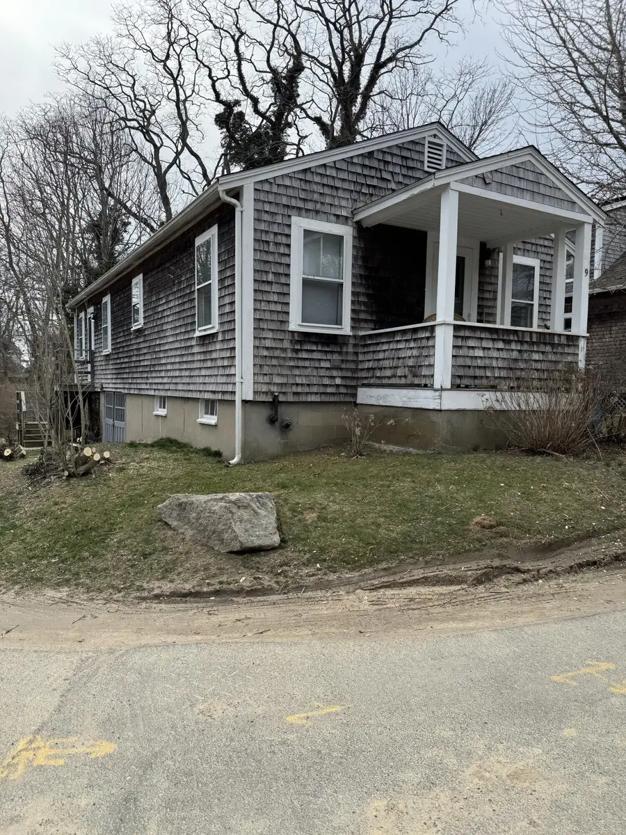 9 Cricket Lane, Woods Hole, MA 02543 - #3