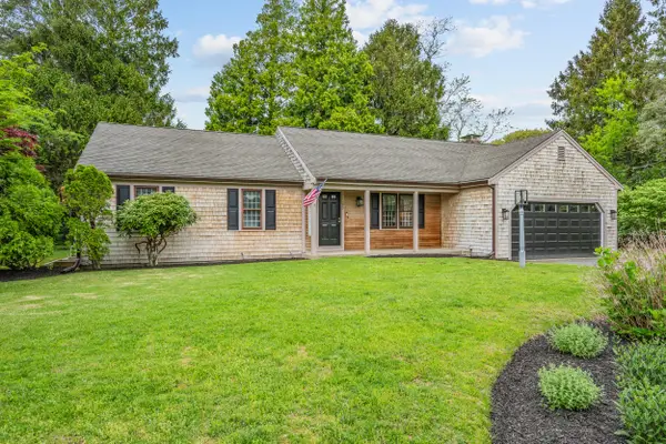 290 Riverview Lane, Centerville, MA 02632