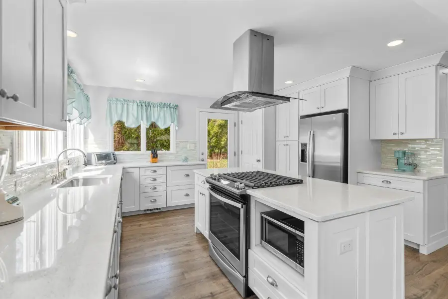 37 Uncle Henrys Road, Mashpee, MA 02649 - #3