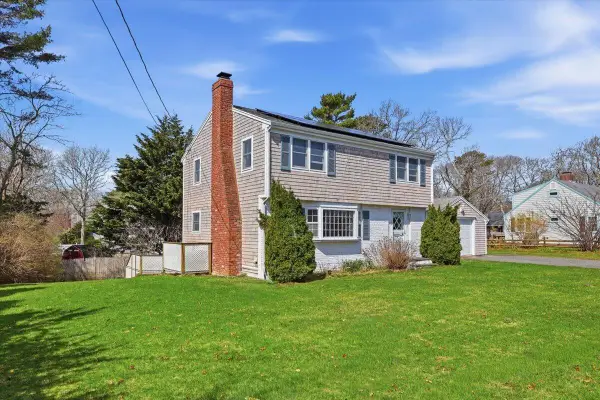 31 Ice House Road, South Yarmouth, MA 02664