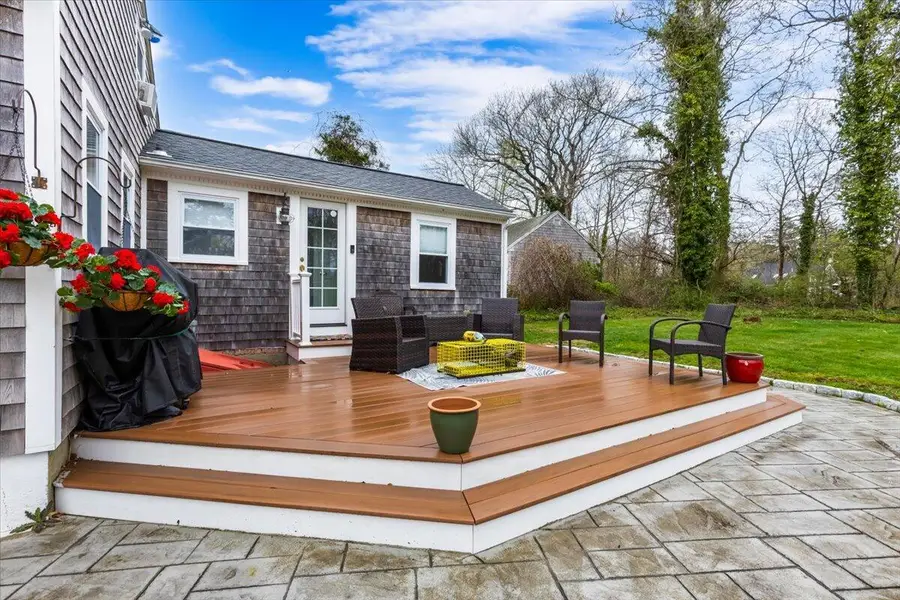 34 Railroad Avenue, Yarmouth Port, MA 02675 - #3