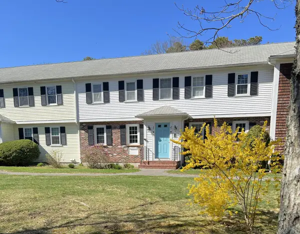 222 Buck Island Road #APT 2-3, West Yarmouth, MA 02673