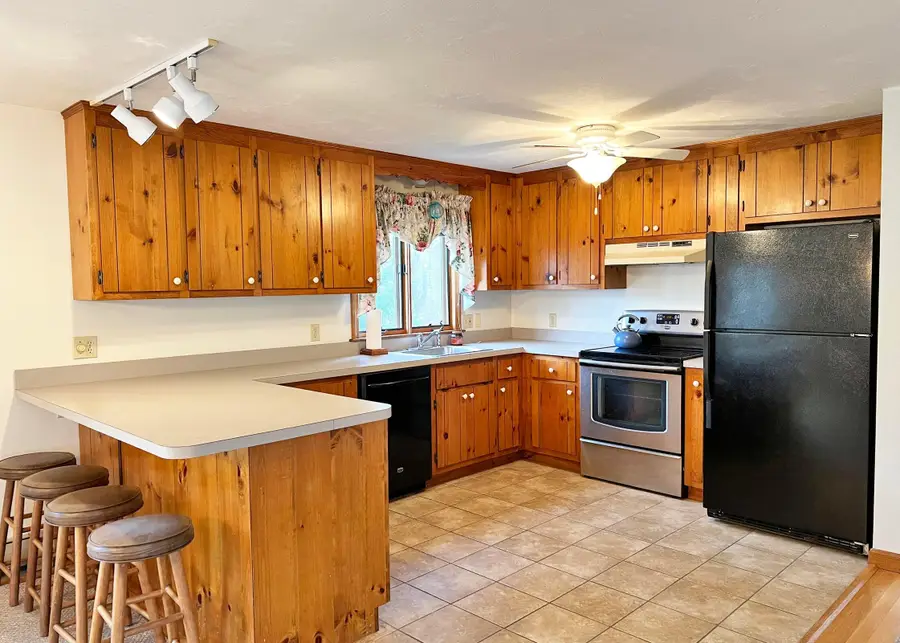 14 Southwest Drive, South Yarmouth, MA 02664 - #3