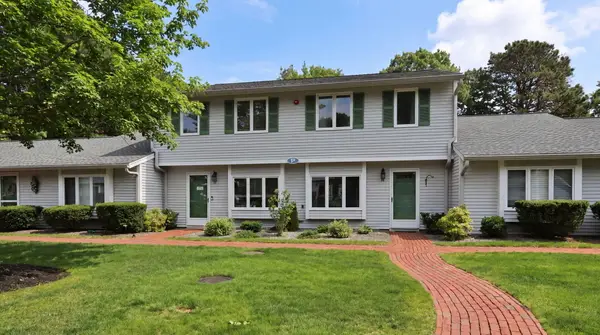 174 Lowell Road #UNIT 76, Mashpee, MA 02649
