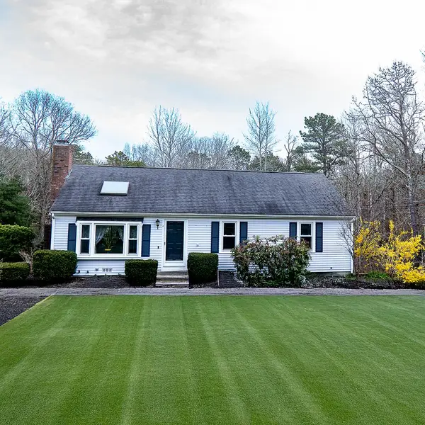 4 Hane Road, Mashpee, MA 02649