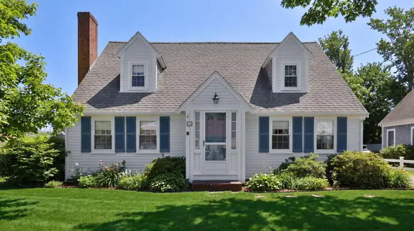 24 Doric Avenue, West Dennis, MA 02670