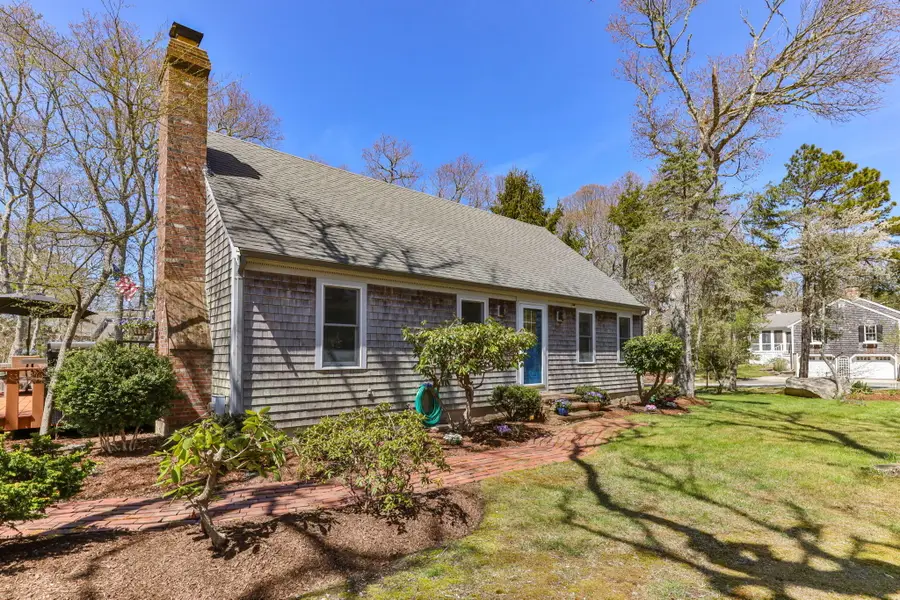 424 Holly Avenue, Brewster, MA 02631 - #2