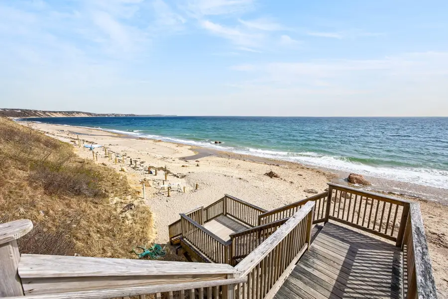 1 Peaked Cliff Road, Sagamore Beach, MA 02562 - #3