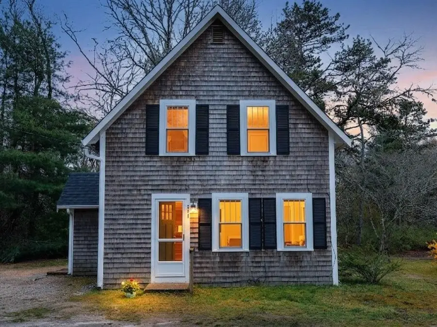 988 Old Falmouth Road, Marstons Mills, MA 02648 - #2