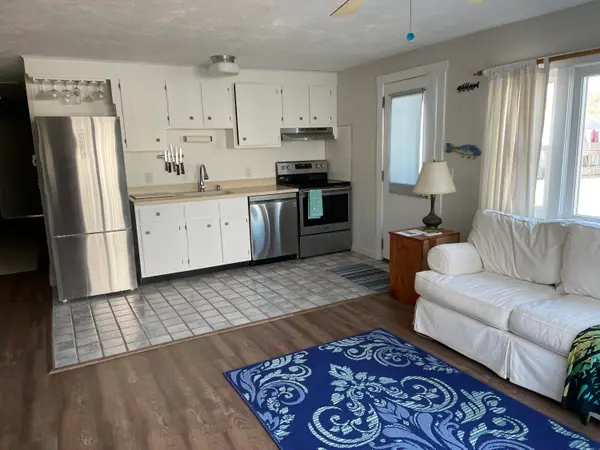 690 Commercial Street #UNIT 5D, Provincetown, MA 02657
