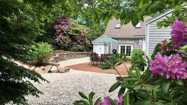 8 & 10 Wharf Avenue, Mashpee, MA 02649