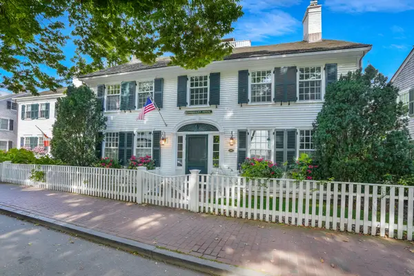 68 N Water Street, Edgartown, MA 02539