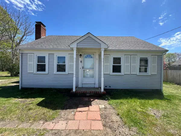 11 Rogers Way, Dennis Port, MA 02639