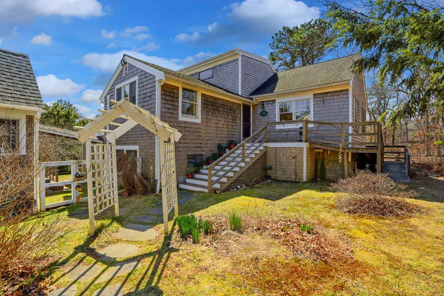 188 Vineyard Meadow Farms Road, West Tisbury, MA 02575 - #2