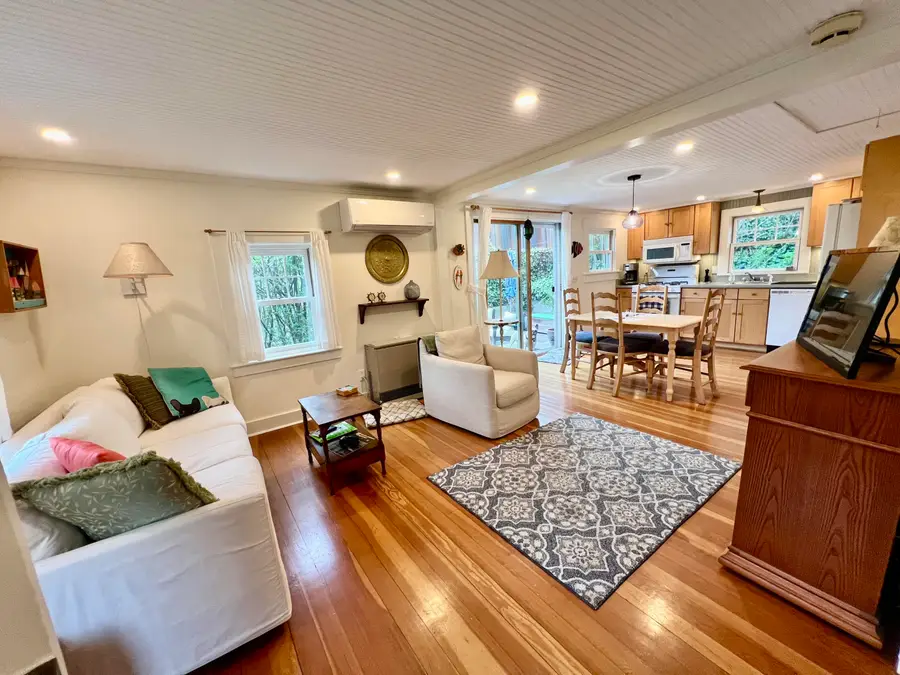 23 Cottage Street, Provincetown, MA 02657 - #3