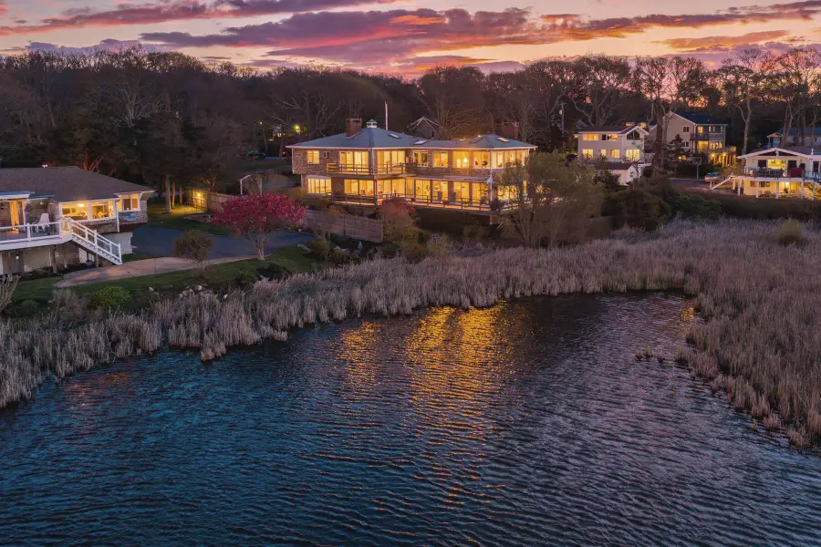 38 Nemasket Road, Falmouth, MA 02540 - #3